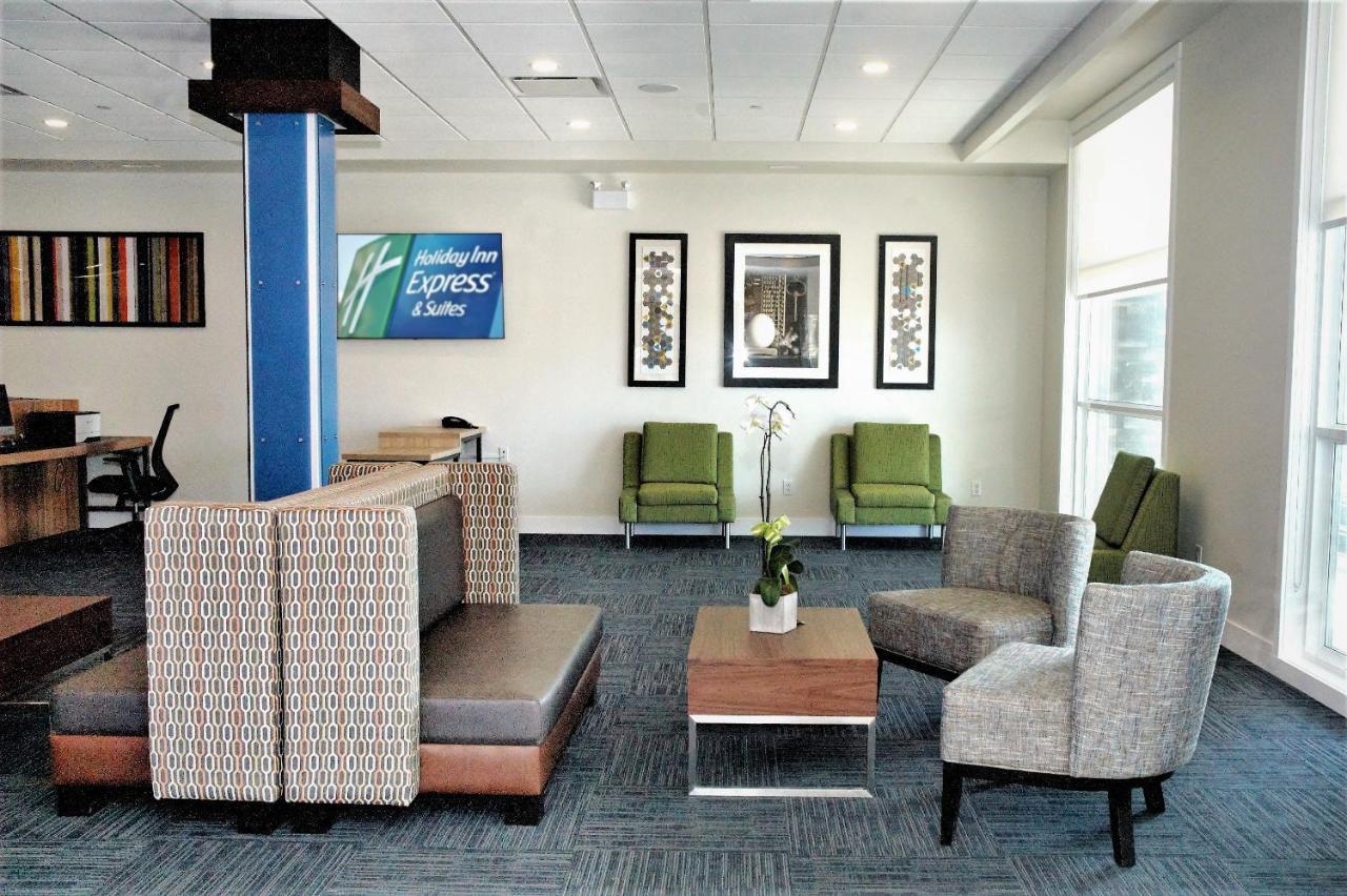 Holiday Inn Express & Suites - Edmonton Sw - Windermere By Ihg Eksteriør bilde