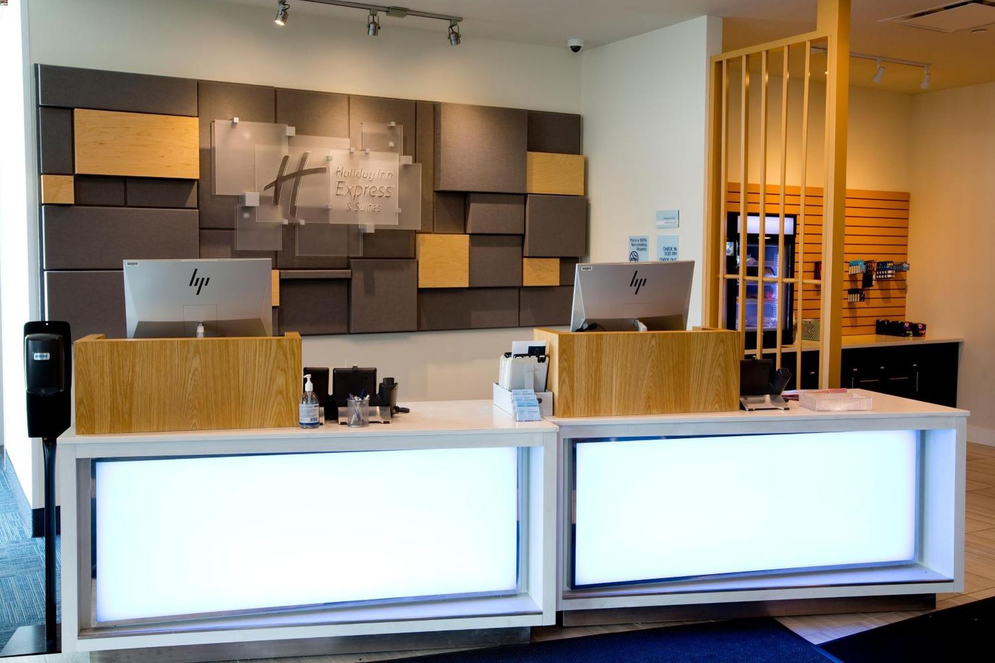 Holiday Inn Express & Suites - Edmonton Sw - Windermere By Ihg Eksteriør bilde